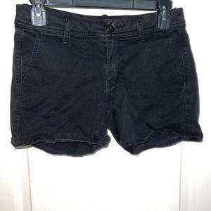 Women’s American Eagle black shorts!